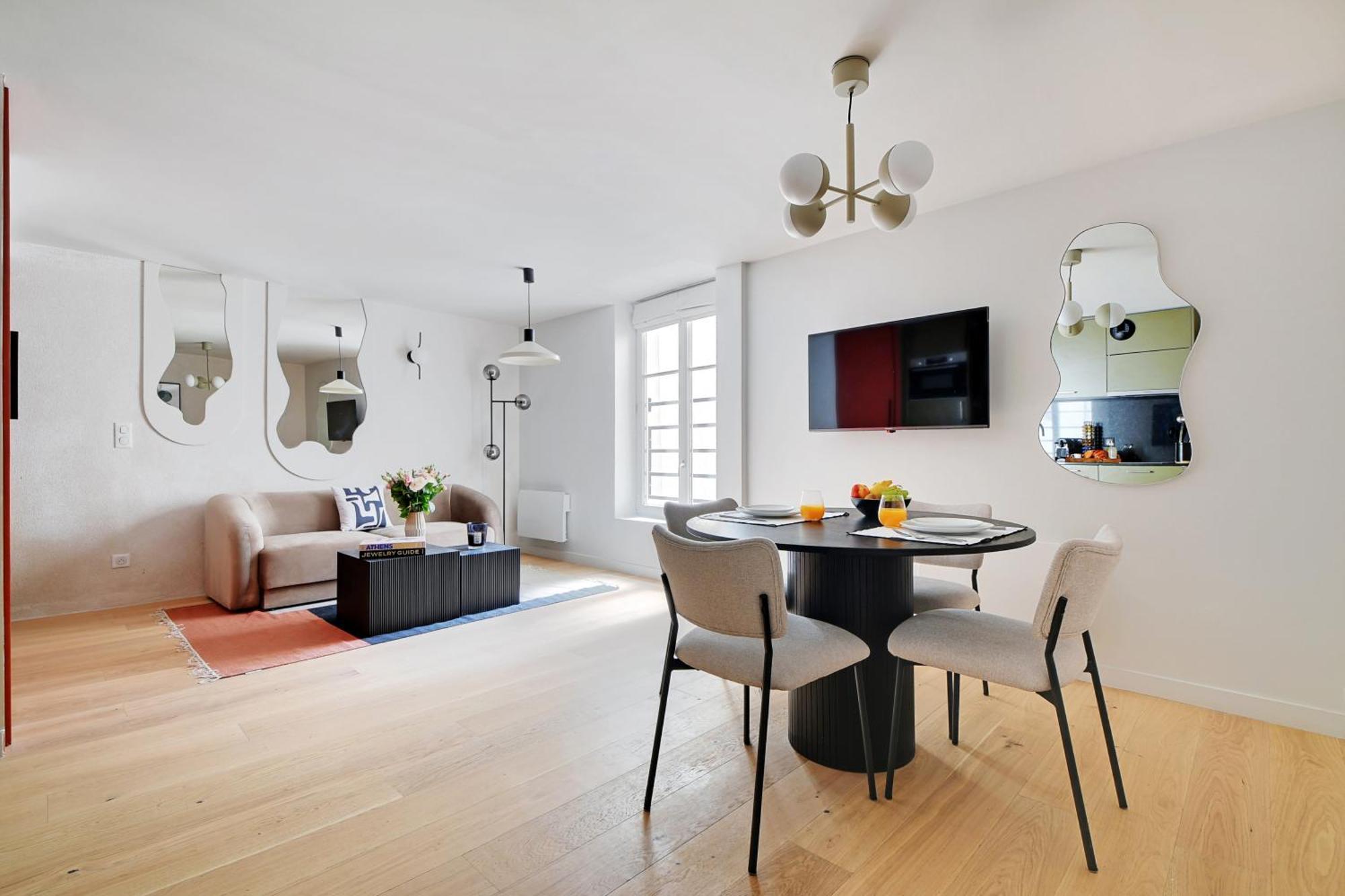 Sereners Apartments In Montorgueil - Rue Saint-Denis Париж Екстер'єр фото